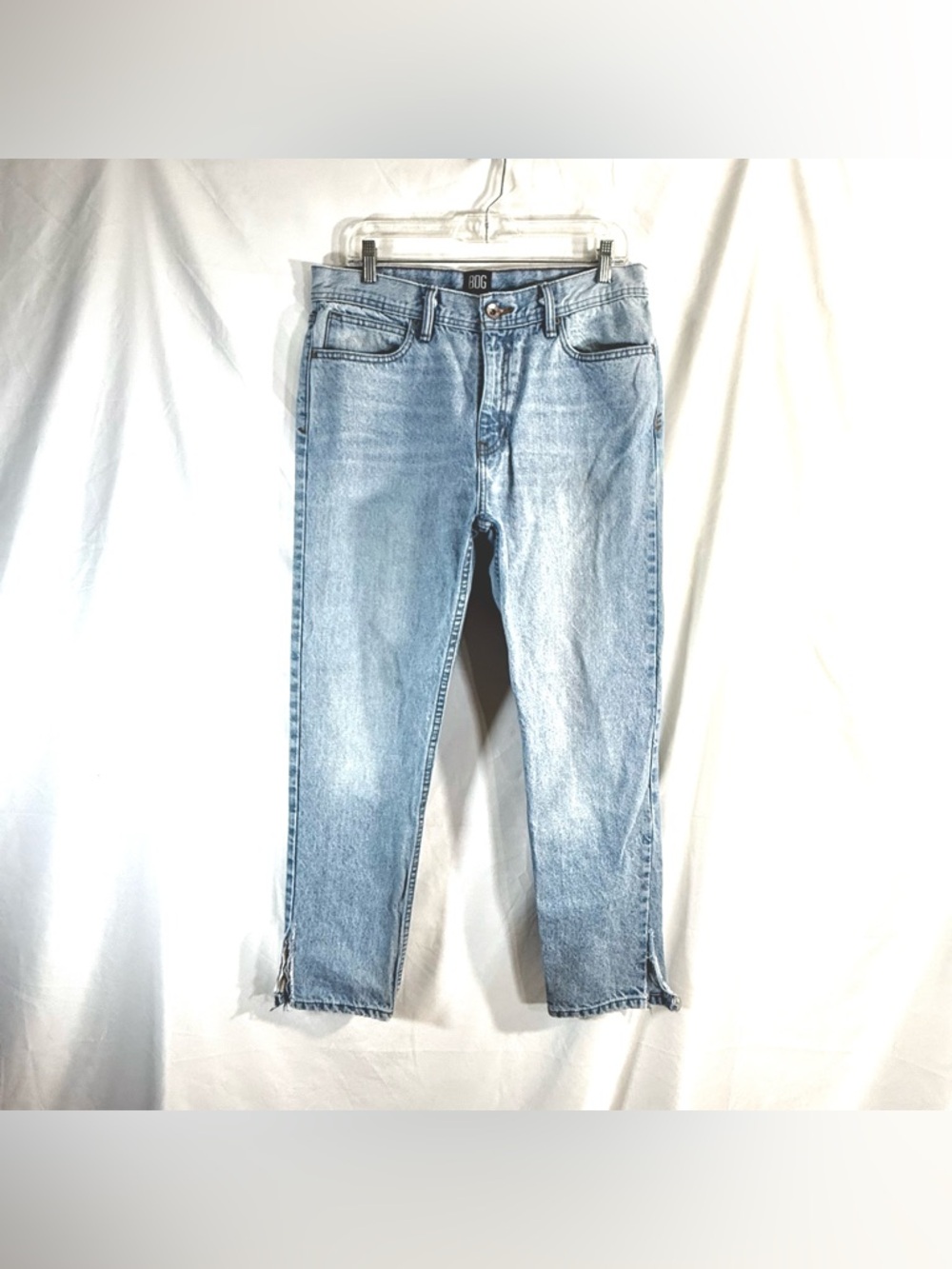 Urban Outfitters BDG Dad Fit High Rise Light Wash Jeans With Side Heel Slit - Picture 2 of 14